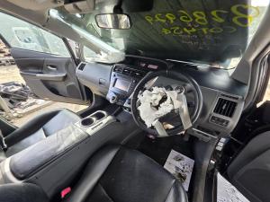 2012 Toyota Prius ZVW40R WAGON image 6