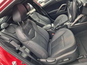2016 Hyundai Veloster FS image 6