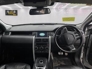 2017 Land Rover Discovery 2.0DT 224DT AJ200 SINGLE TURBO AUTO 9SPD AWD image 6