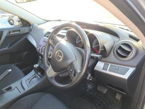 2011 Mazda 3 BL image 6
