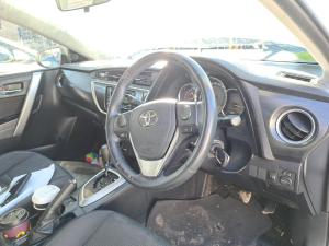 2012 Toyota Corolla ZRE182R image 6