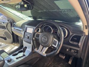 2012 Jeep Grand Cherokee WK SRT-8 image 6