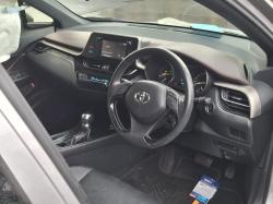 2017 Toyota C-hr NGX50R image 6