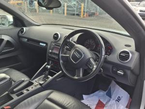 2011 Audi A3 8P image 6