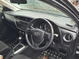 2012 Toyota Corolla ZRE182R image 6