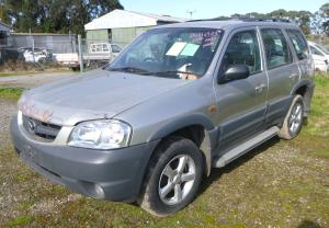 2004 Mazda Tribute image 6