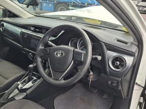 2015 Toyota Corolla ZRE182R image 6