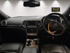 2014 Jeep Grand Cherokee 3.6L AUTO 8SPD RWD LAREDO image 6