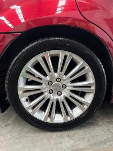 2013 Chrysler 300c LX image 6