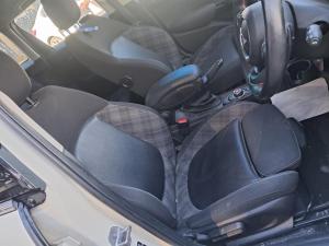 2016 Mini Cooper F55/F56/F57 image 6