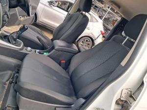 2018 Isuzu D Max RC image 6