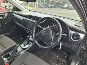 2017 Toyota Corolla ZRE182R image 6