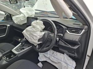 2021 Toyota Rav4 AXAH52R image 6