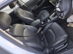2022 Hyundai I30 PD 2.0L G4NC AUTO 6SPD FWD ACTIVE image 6