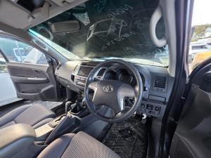 2013 Toyota Hilux KUN26R SR5 image 6
