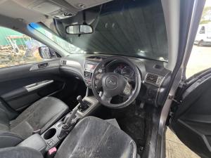 2010 Subaru Forester SH X image 6