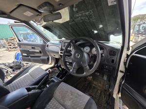 2012 Nissan Navara D22 ST-R image 6
