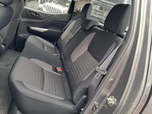 2023 Nissan Navara NP300 image 6
