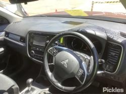 2013 Mitsubishi Outlander ZJ image 7