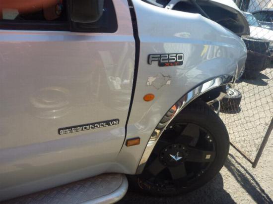 ford 2004 Ford F250 Xlt Wrecking Silver 2004 Parts & Wrecking