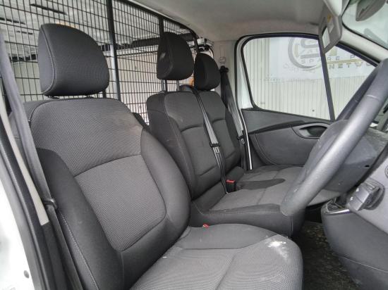 mitsubishi Express SN GLX LWB Mar 2020 Parts & Wrecking