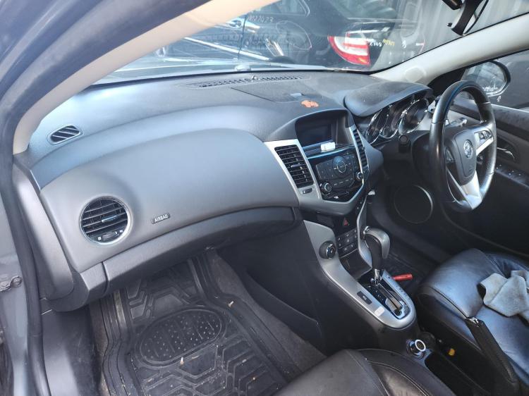 holden CDX JG Feb 2011 Parts & Wrecking