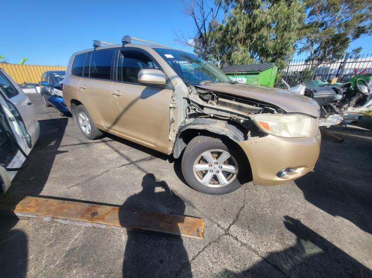 toyota Kluger 2008 Parts & Wrecking