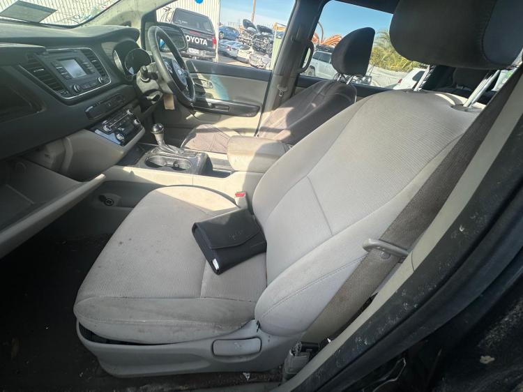 kia Carnival YP Apr 2016 Parts & Wrecking