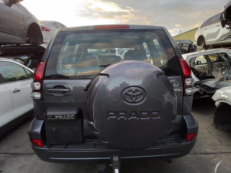 toyota Prado GRJ120R Jan 2005 Parts & Wrecking