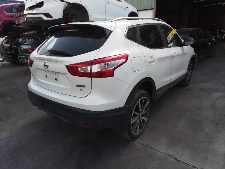 nissan Qashqai J11 Dec 2015 Parts & Wrecking
