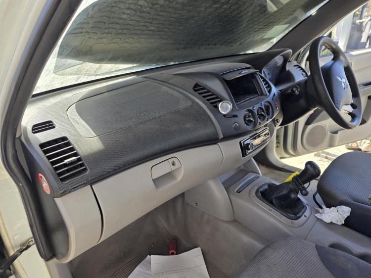 mitsubishi Triton ML GLX Jun 2009 Parts & Wrecking