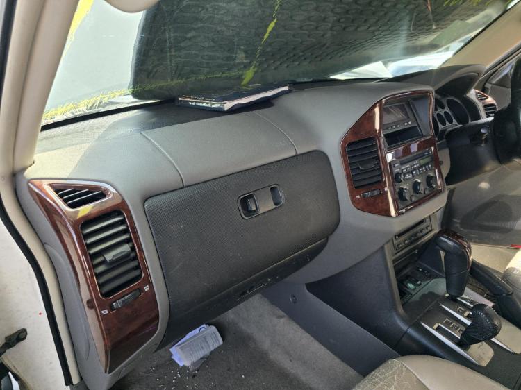 mitsubishi Pajero NP EXCEED Aug 2003 Parts & Wrecking