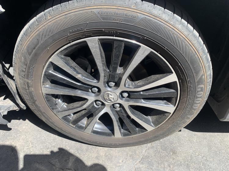 toyota Estima AHR20 Mar 2013 Parts & Wrecking
