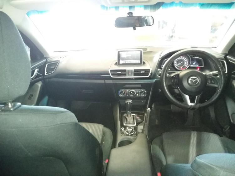 mazda 3 MAXX Feb 2014 Parts & Wrecking