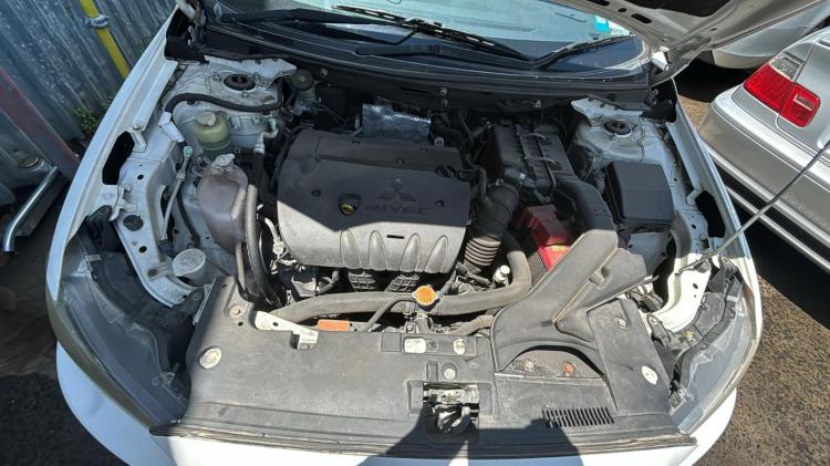 mitsubishi Lancer CJ Apr 2009 Parts & Wrecking