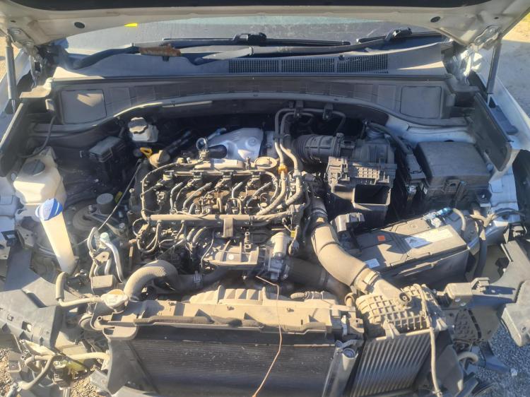 hyundai Santa Fe DM HIGHLANDER Nov 2015 Parts & Wrecking