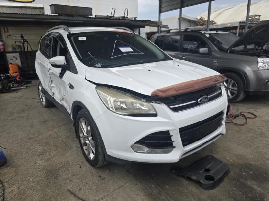 ford Kuga TF TREND Jun 2014 Engine Motor 