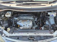 2001 Toyota Estima image 7