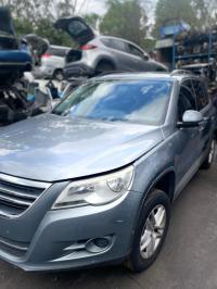 2010 Volkswagen Tiguan image 7