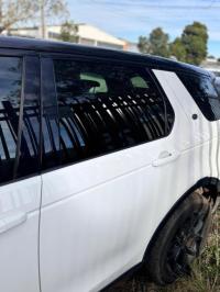 2017 Land Rover Discovery image 7