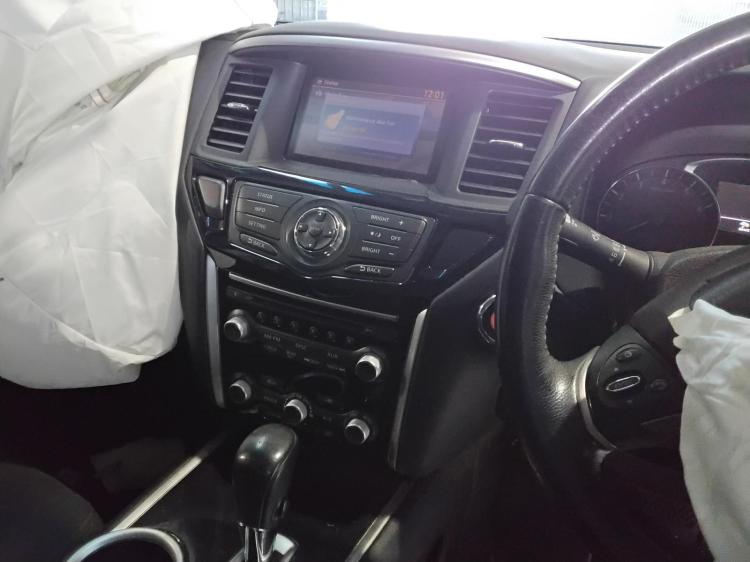nissan Pathfinder ST Mar 2015 Parts & Wrecking