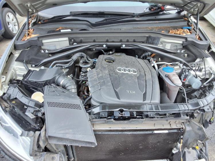 audi Q5 2.0 TDI QUATTRO May 2014 Parts & Wrecking