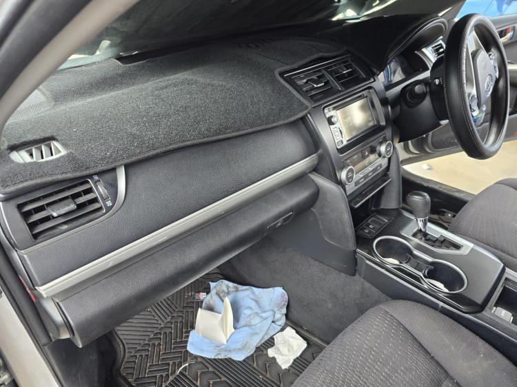 toyota Camry AVV50 HYBRID H Aug 2014 Parts & Wrecking