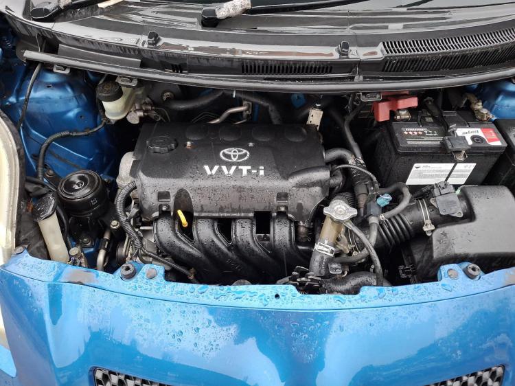 toyota Yaris YRS Apr 2006 Parts & Wrecking