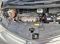 2006 Toyota Tarago GLI image 7