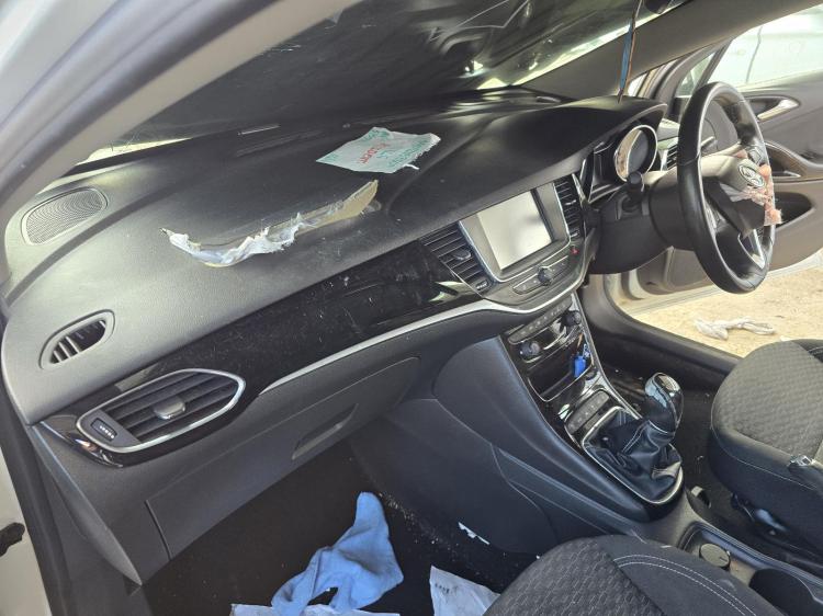 holden Astra BK RS Jan 2018 Parts & Wrecking