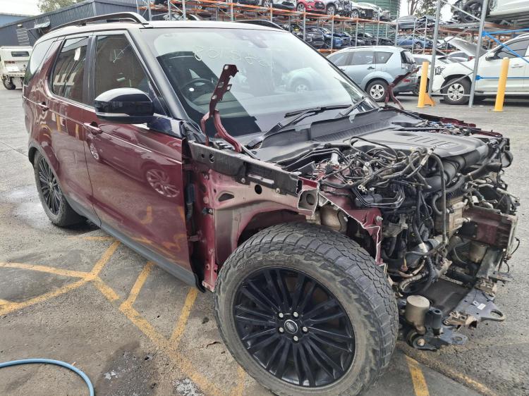 land rover Discovery 2.0 SD4  HSE May 2017 Parts & Wrecking
