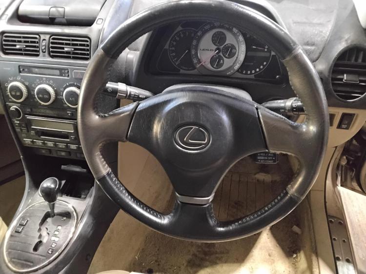 lexus Is200 SPORTS LUXURY Apr 2004 Parts & Wrecking