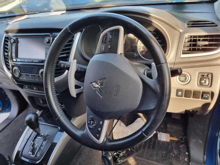 mitsubishi Triton EXCEED MQ 2016 Parts & Wrecking