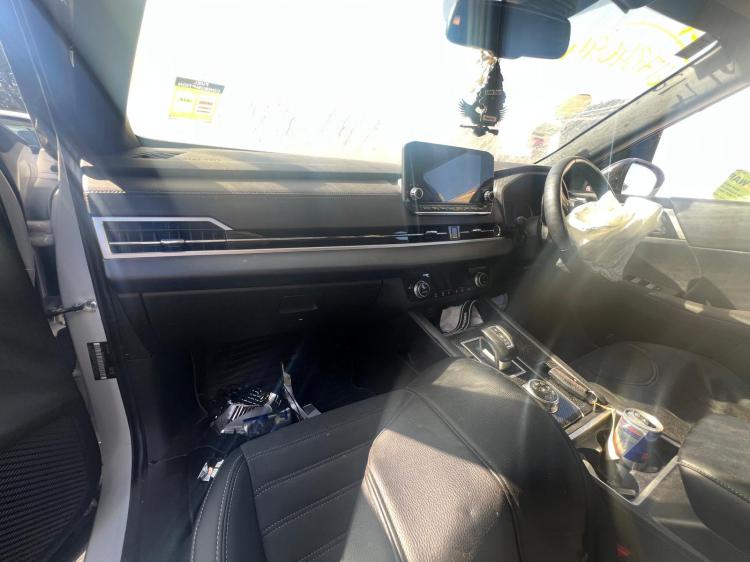 mitsubishi Outlander ZM Nov 2023 Parts & Wrecking